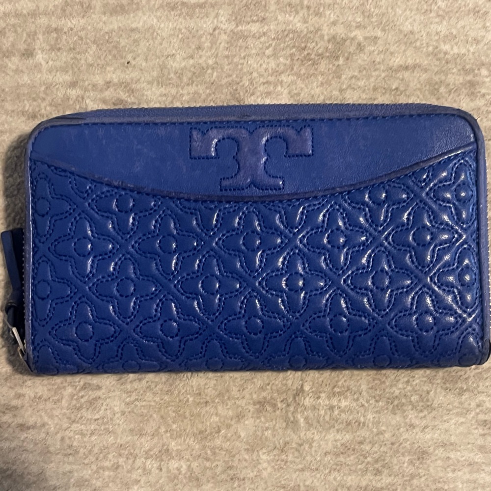 Tory Burch wallet